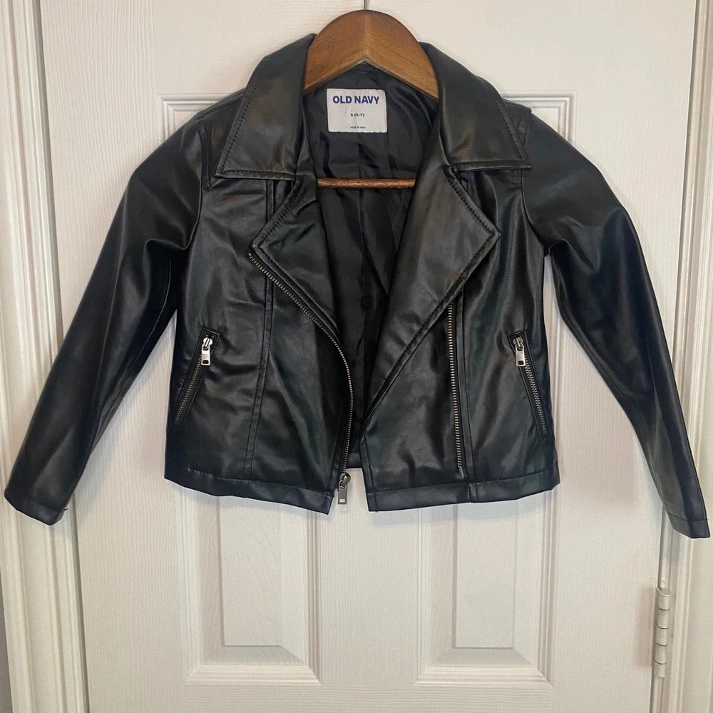 Old Navy Kids Boys Girls Jacket Small 6 7‎ Black Faux Leather Moto Streetwear - Picture 2 of 5